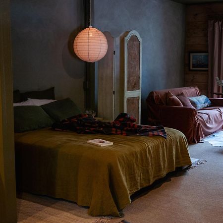 ホテル The Quarters ストラーン エクステリア 写真